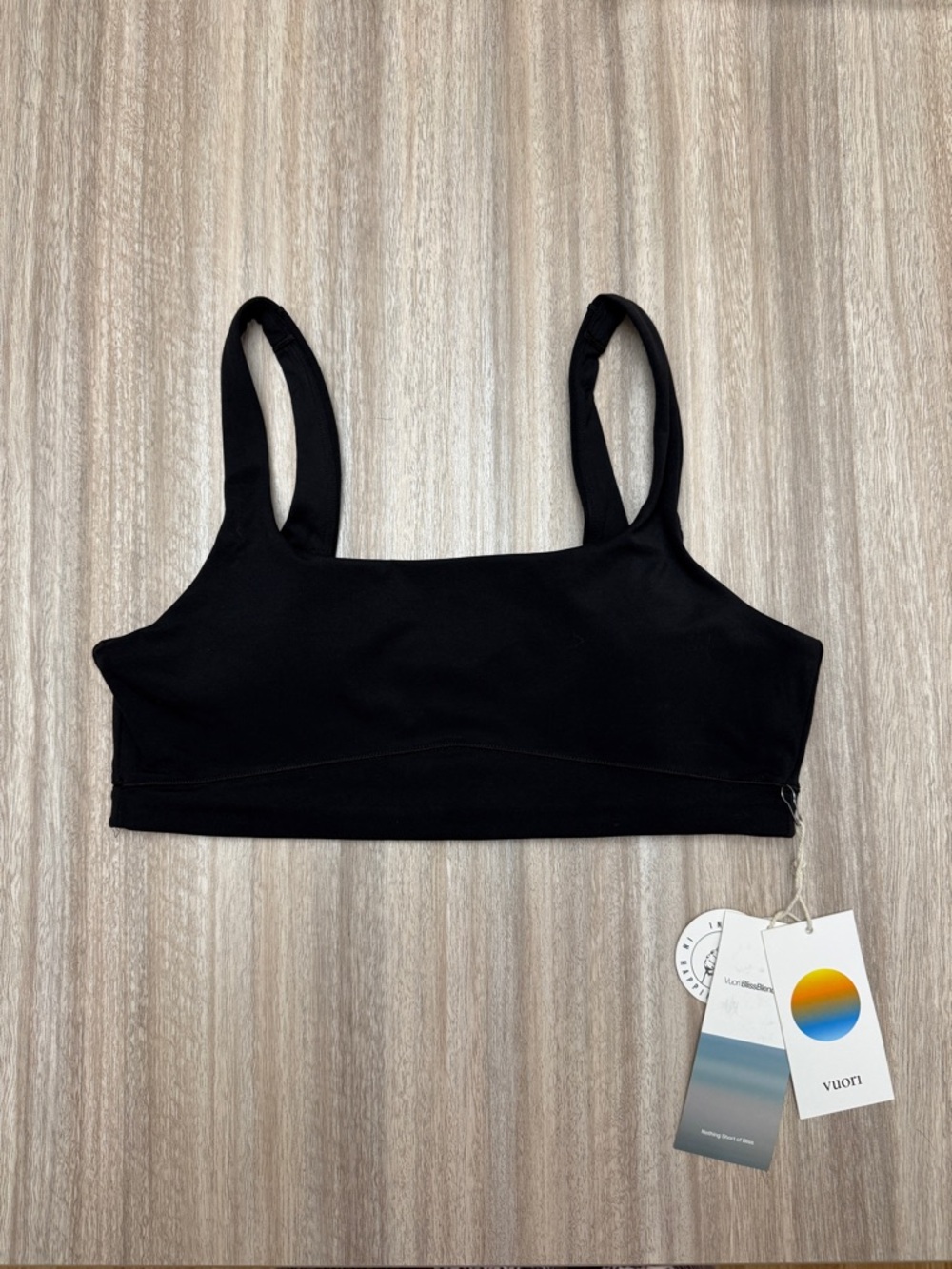 NWT Vuori All The Form Bra Size Medium Women’s in Black - Picture 3 of 11